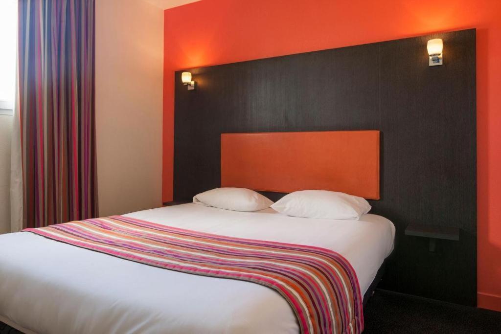 Brit Hotel Confort Alexia - เลอ ซูเตอร์เรน ภายนอก รูปภาพ