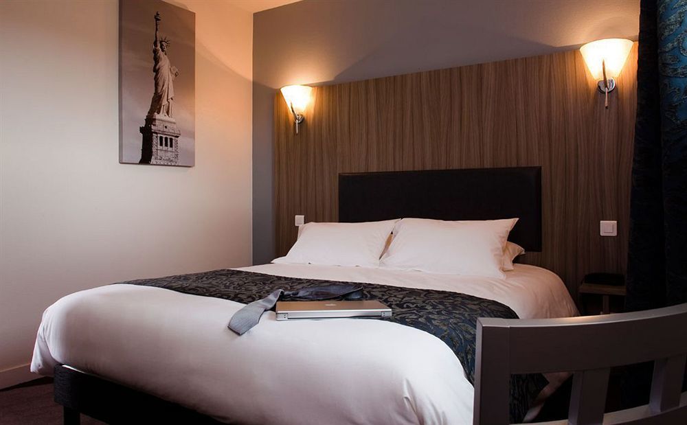 Brit Hotel Confort Alexia - เลอ ซูเตอร์เรน ภายนอก รูปภาพ
